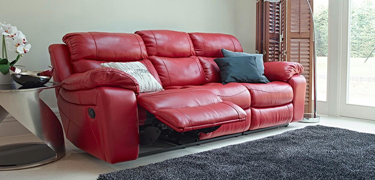 Red leather recliner sofa in TF20 Donnington für 2099,20 £ zum ...