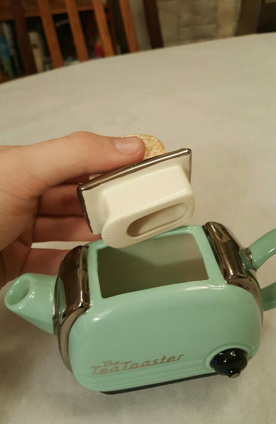 0円 充実の品 英国Teapottery社製のティーポット Toaster M