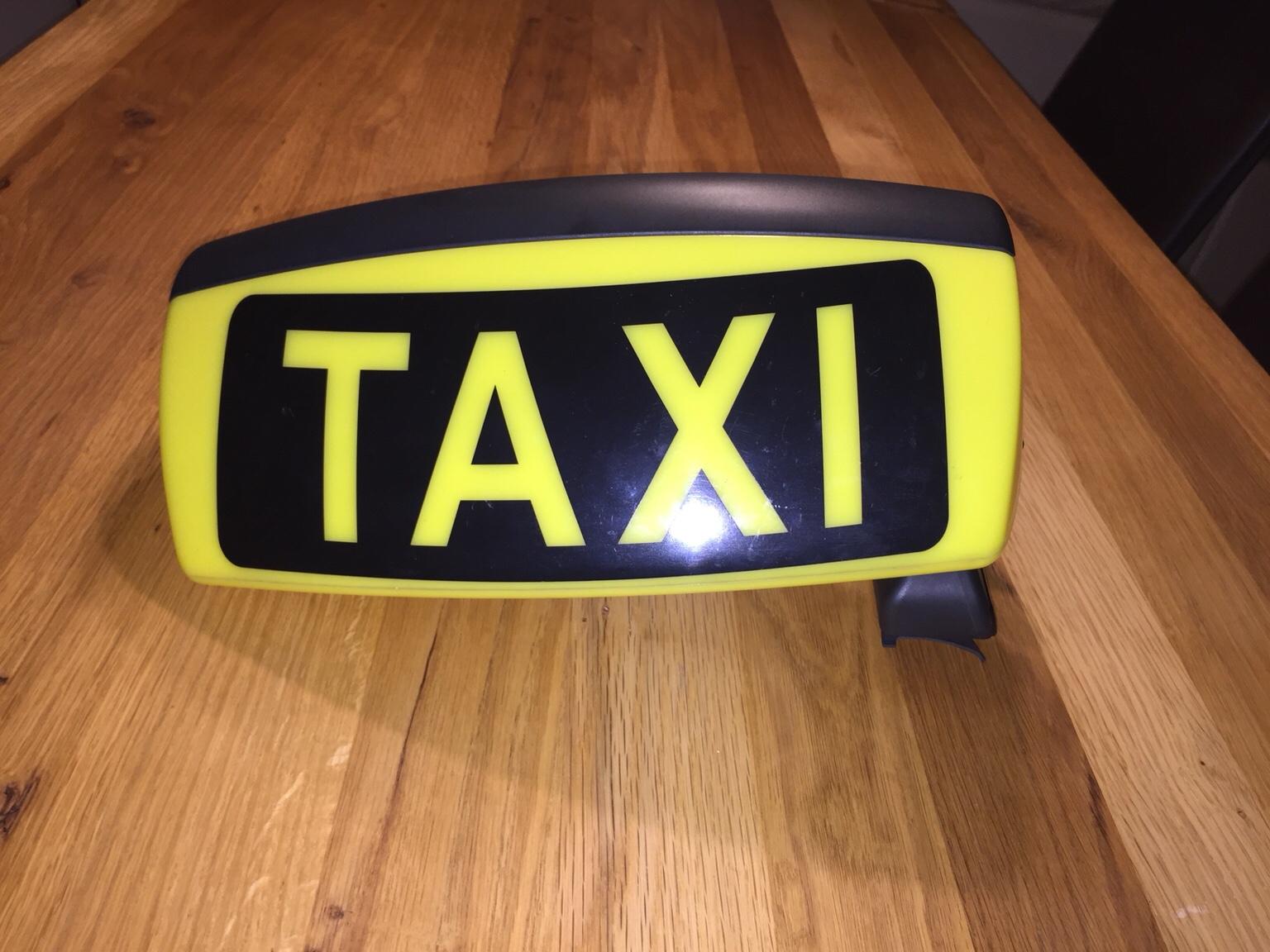 Auto 45 LED Cab Taxi Taxischild Dachzeichen Licht Taxileuchte Lampe Stecker ye