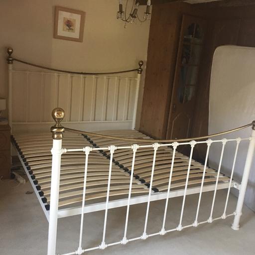 Super King Size Cream Wrought Iron Bed, Cast Iron Super King Size Bed