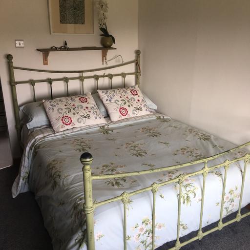Shabby Chic King Size Metal Bed Frame, Shabby Chic Bed Frames Uk
