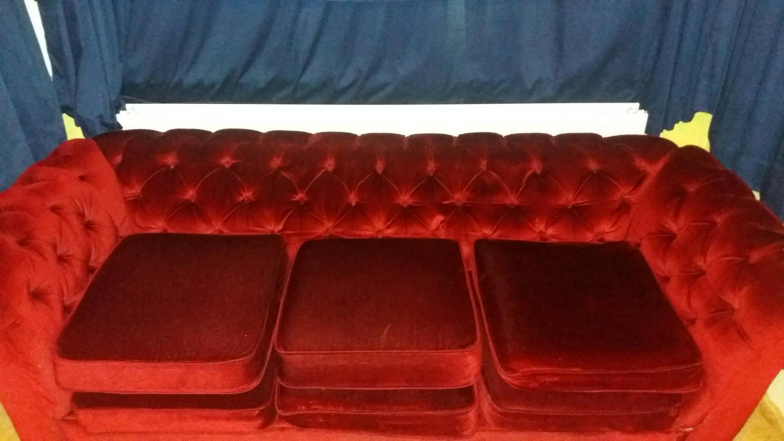Red Velvet Chesterfield Sofa 3 Seater, Red Chesterfield Sofa Used