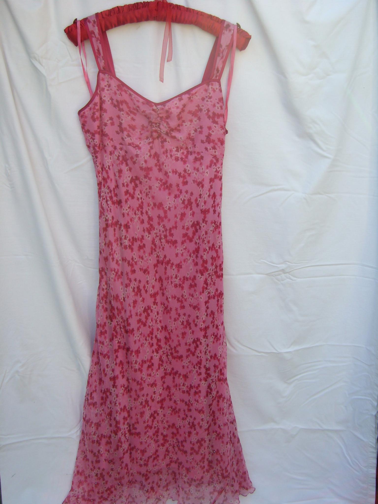 Size 14 COUNTRY CASUALS Pink Silk Dress in SW19 London Borough of Merton  for £27.00 for sale | Shpock