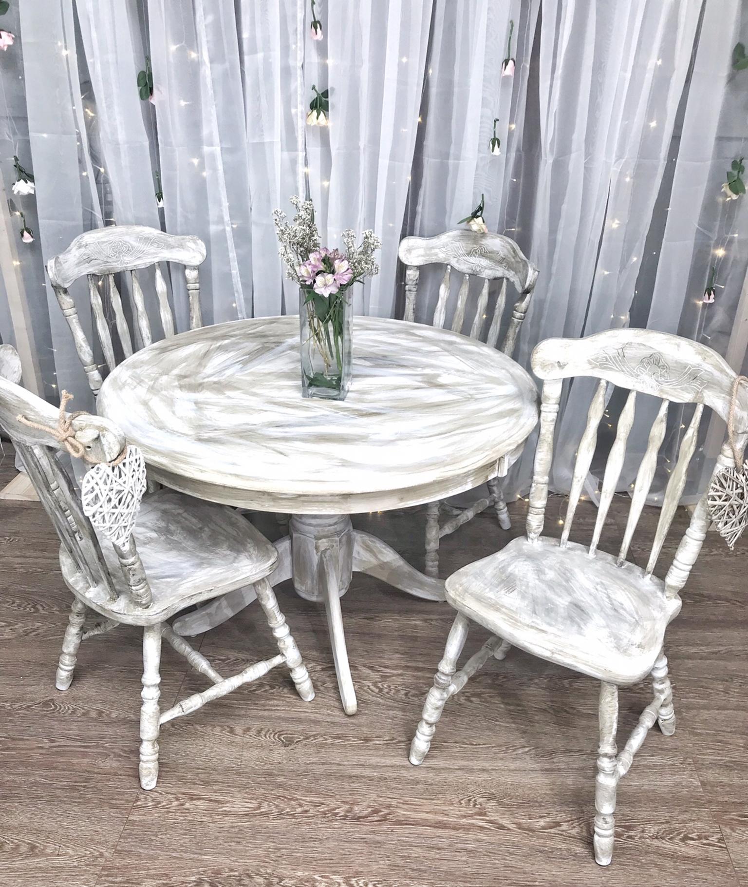 Shabby Chic Round Dining Table 4, Shabby Chic Round Kitchen Table And Chairs