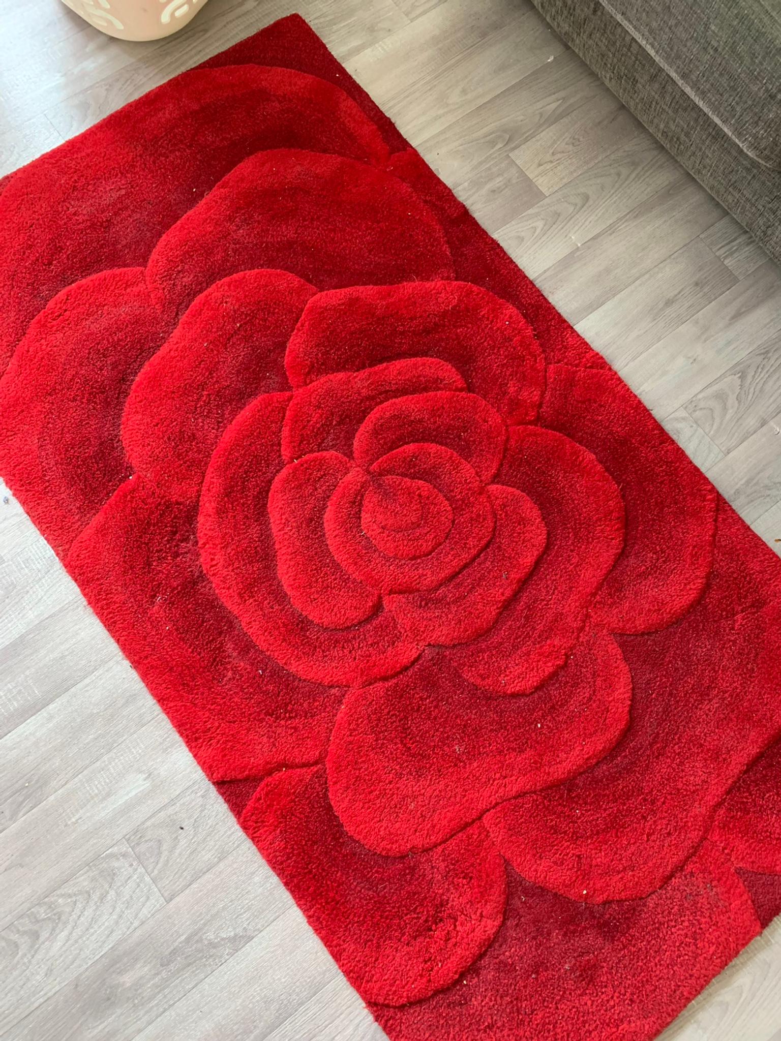 Large Red Rug In S44 North East, Red Rose Rug