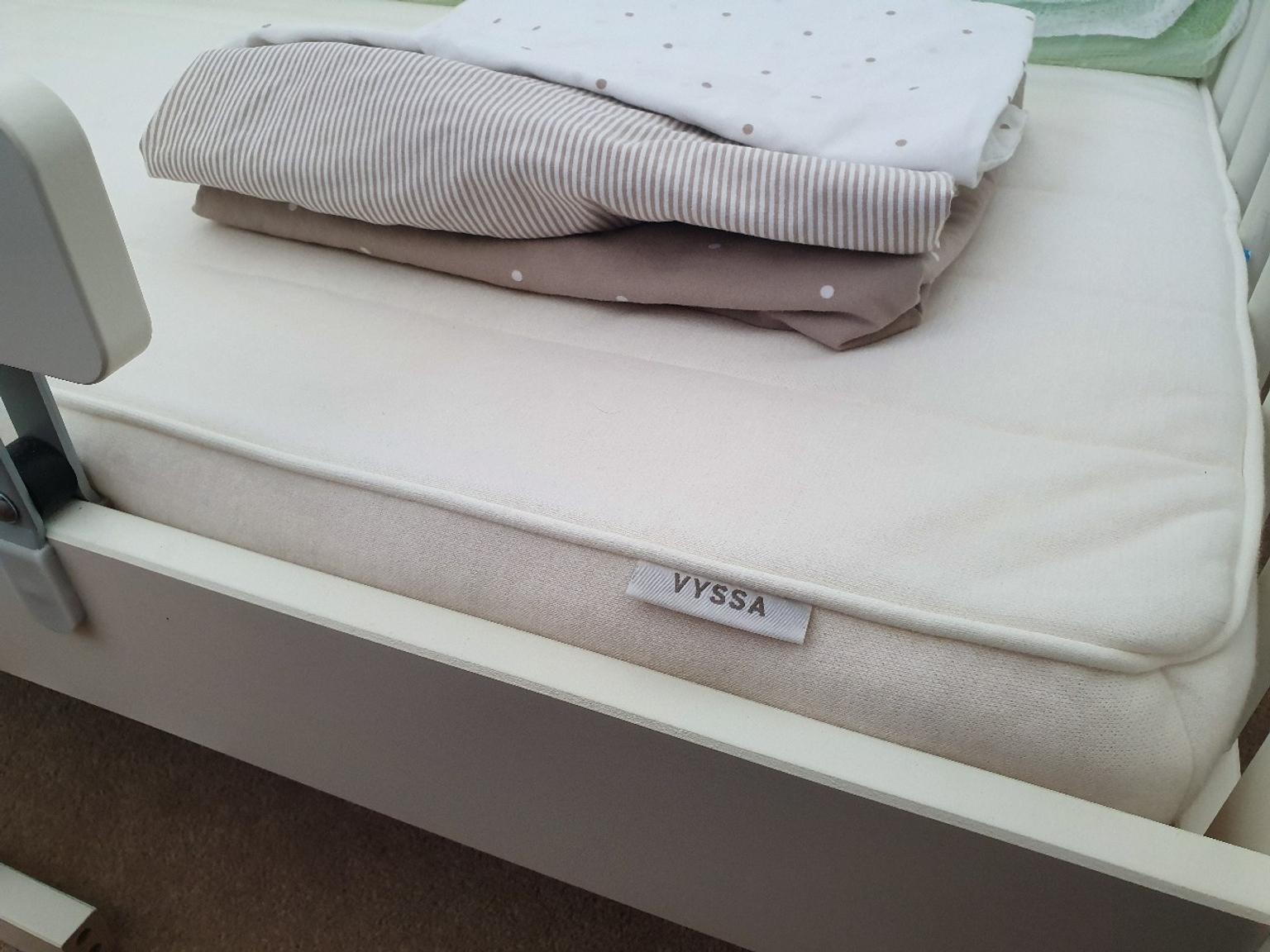 IKEA Gulliver cot bed + mattress duvet linens in EN27 London für