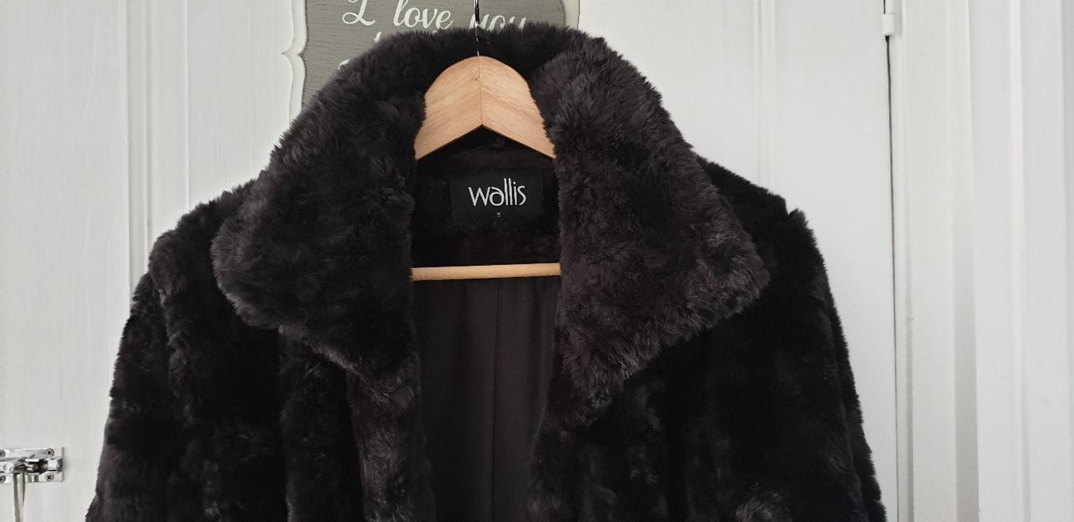Wallis Womens Faux Fur Coat Short Black, How Much Does It Cost To Clean A Mink Coat