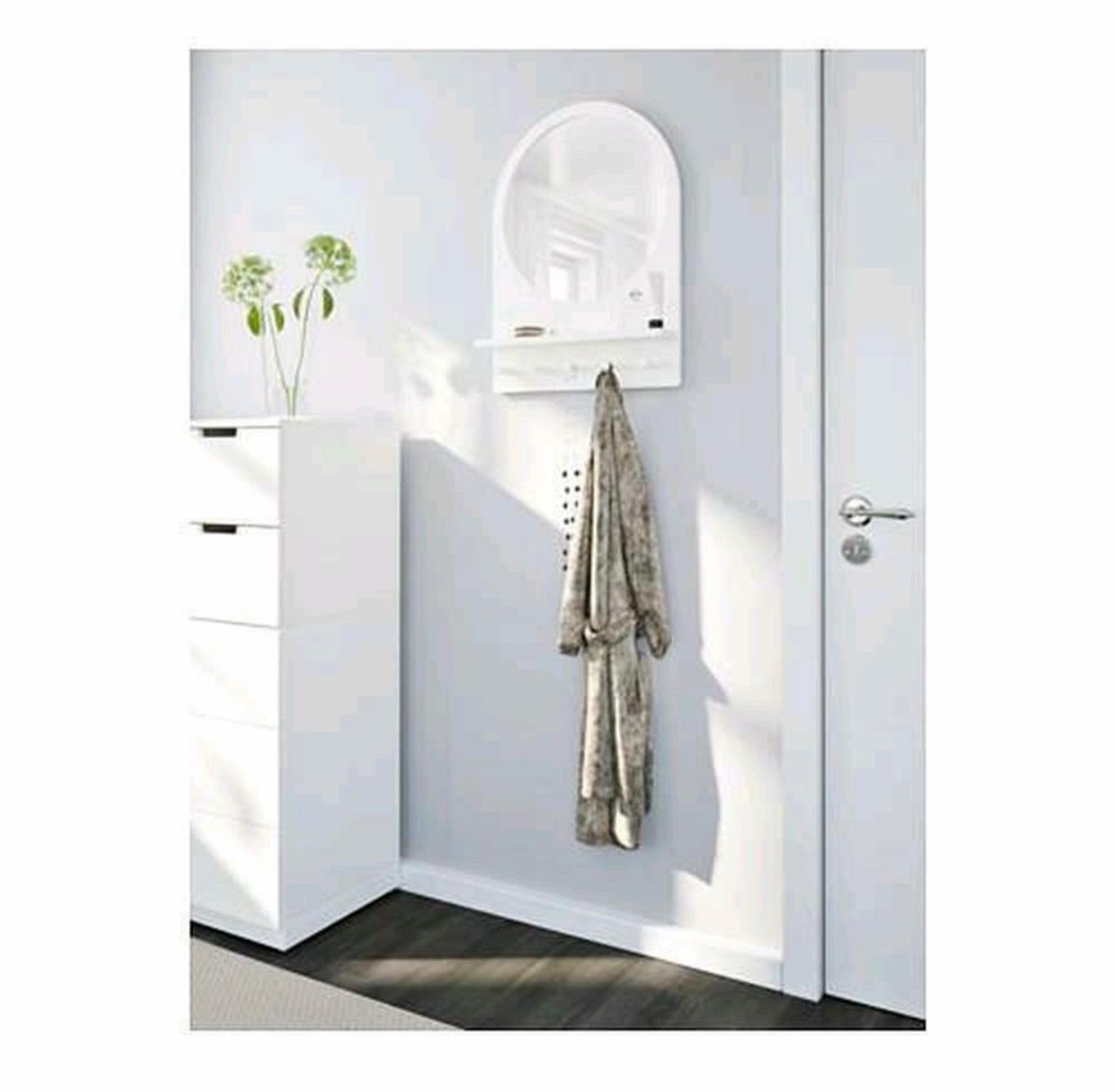 Badezimmerspiegel 50x68cm IKEA SALTRÖD Spiegel mit Ablage und Haken; in weiß; 