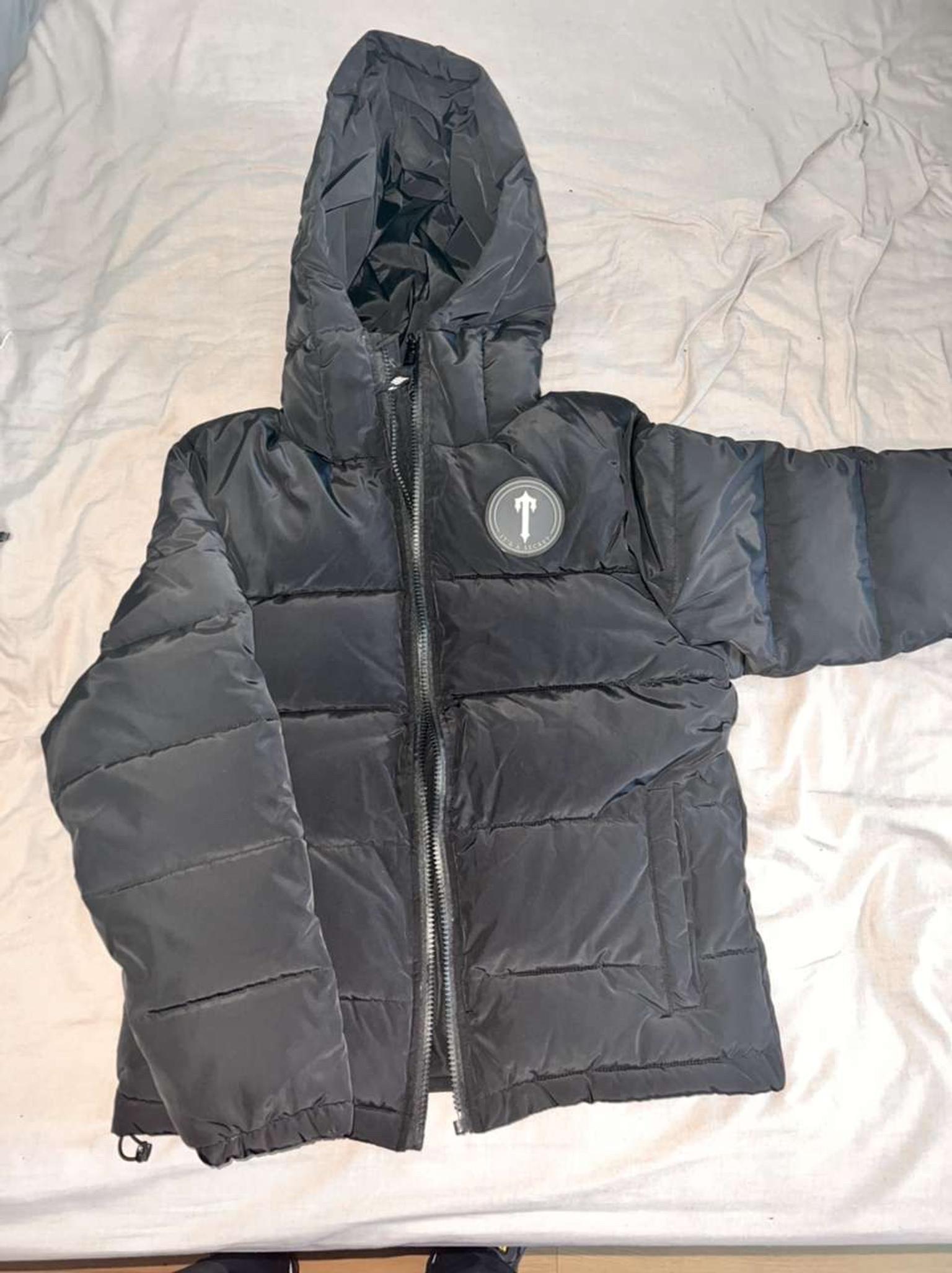 Trapstar puffer jacket in WS5 Walsall for £10.00 for sale | Shpock